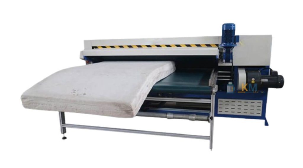 Máy KMRB-12 có thể điều chỉnh cuộn đa dạng các loại nệm kể cả dày hay mỏng